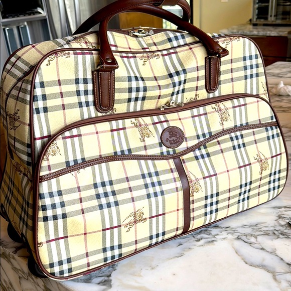 Vintage Burberry 48h Classic Haymarket Travel Duffel Bag with Wheels - Picture 17 of 17
